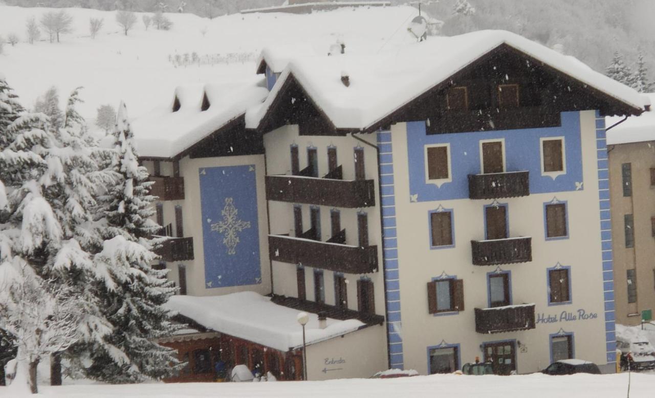 Hotel alle Rose Cavedago Esterno foto