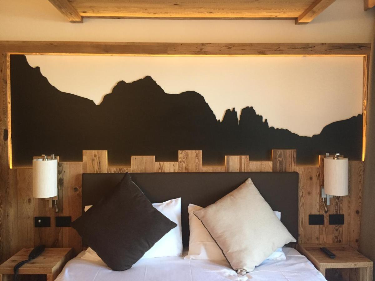 Hotel alle Rose Cavedago Esterno foto